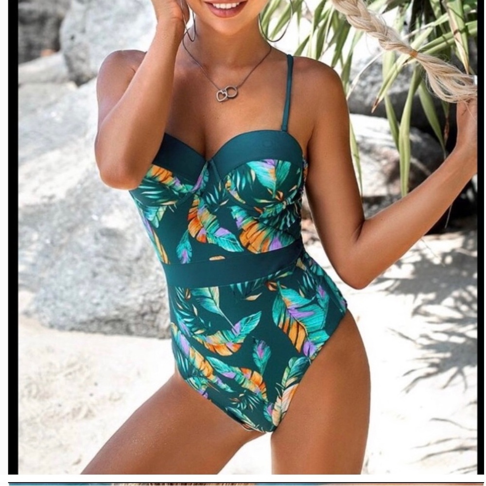 Cupshe Bathing Suit XL